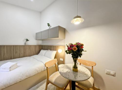 Paris Studio in Montmartre Area near Metro & Shops