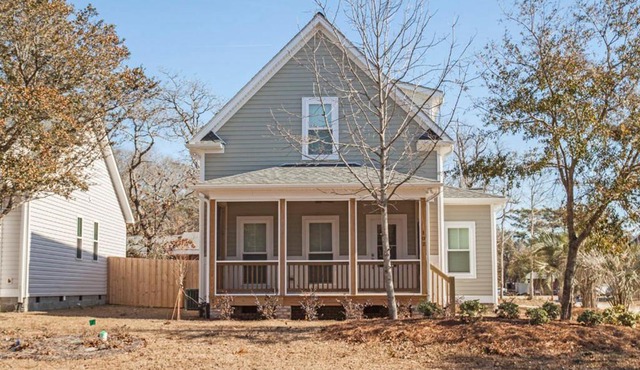 Piddle Estates 1 by Oak Island Accommodations