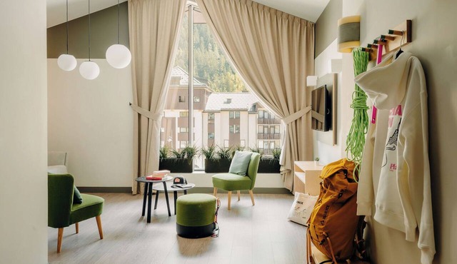 PlanB Hotel - Living Chamonix