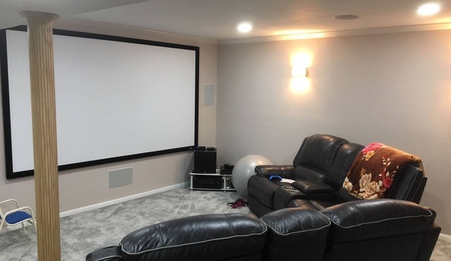 Privacy, entertainment, comfort galore 2 BR LR 1BA Home Theater, Pool Table