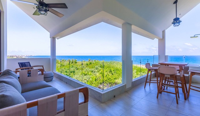Private 6BR Oceanfront Estate Isla Mujeres - Pool, Staff, Ocean Access