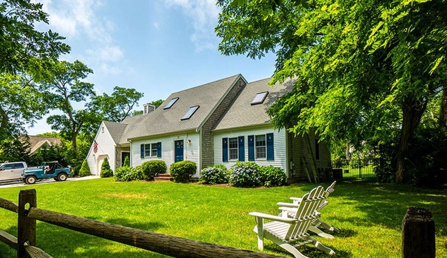 Private Location - Heated Salt Water Pool - Walk to Campground Beach