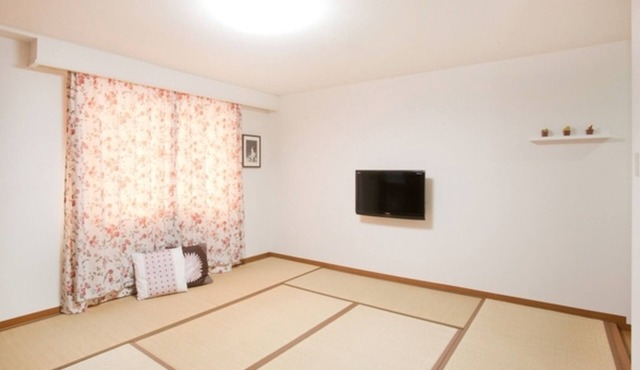Room without meals plan 1 room for 6 people/Shinjuku ward Tokyo