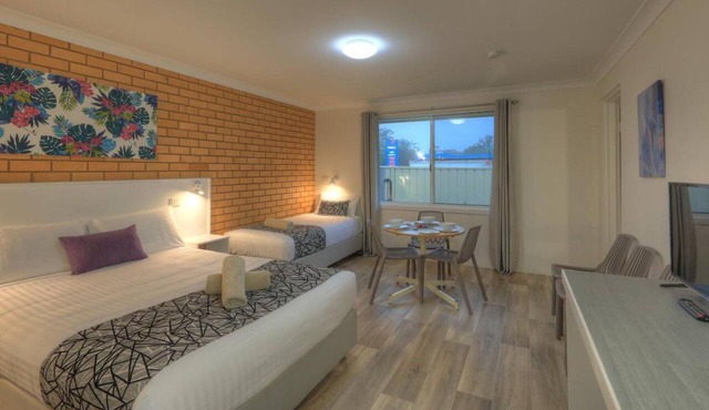 Rosebourne Gardens Motel