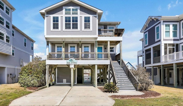 Sea 2 Sea - 4 Bdrm w/Pool and New Patio - 1 Minute Walk to Beach