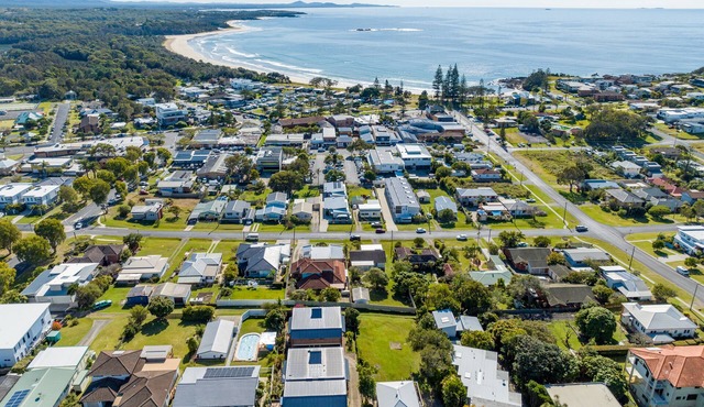 Seadream on Nelson. New Listing. pet Friendly , 300m Stroll to Beach and Cafes