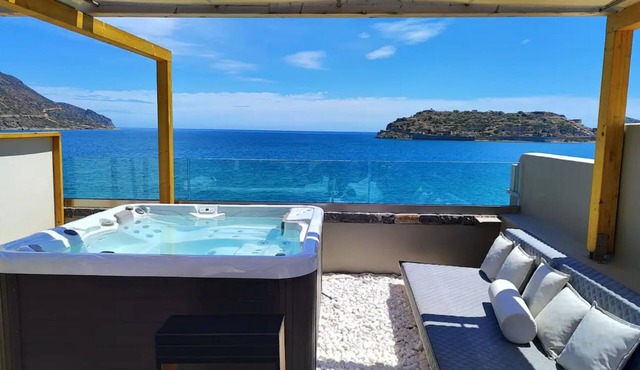 Seaside Villa, Breakfast Add-On, Pool & Jacuzzi