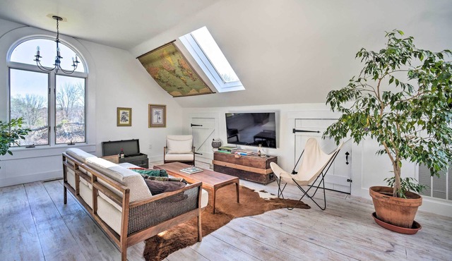 Serene Great Barrington Cottage with Fire Pit!