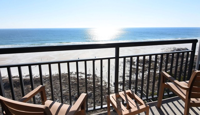 Shell 807 - Beautiful oceanfront 8th floor condo. Oceanfront, sleeps 4.