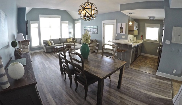 Short walk to the village-Stunning upgraded Rivergrass condo w/beautiful decor