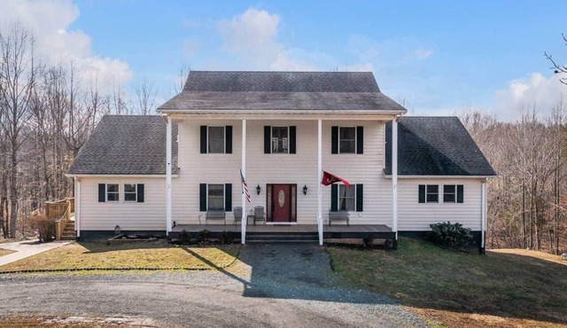 Spacious & Private Great for Groups &Winery Lovers