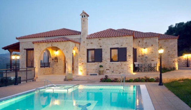 Spacious Villa with Wonderful Panoramic Views