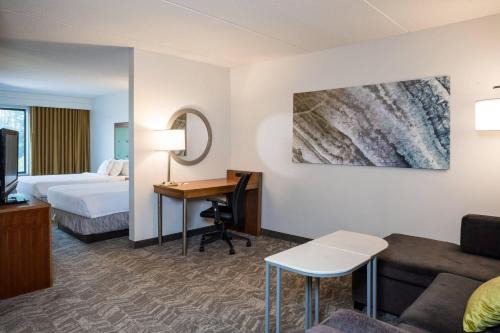 SpringHill Suites Hampton in Hampton