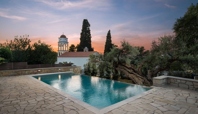 Stone-Built Private villa, with Pool and Terraces!