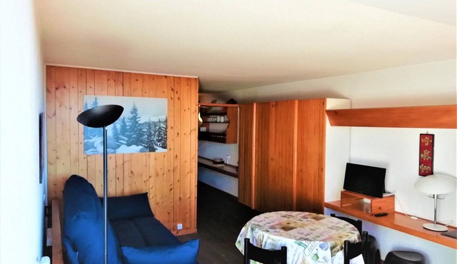 Studio for 4 at Arc 1600, south balcony, Wi-Fi included