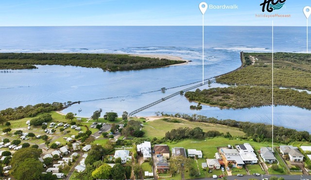 Studio on Morgo - A cozy coastal escape with ocean and river views