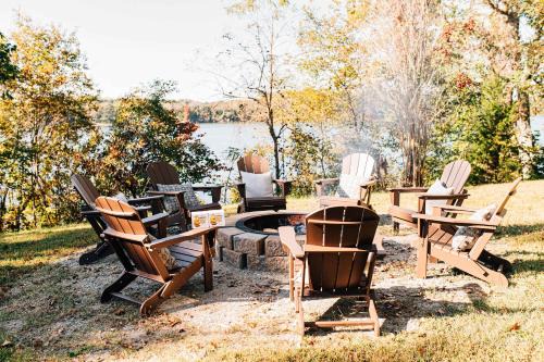 Stunning waterfront on bluff with sauna firepit