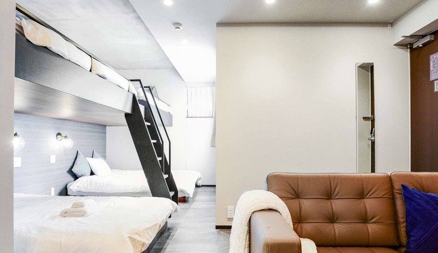 Stylish and homey space! // Alt Stay Azabudai 403