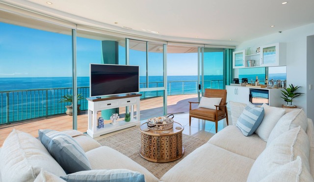 Sub Penthouse 3 Bedroom Ocean view