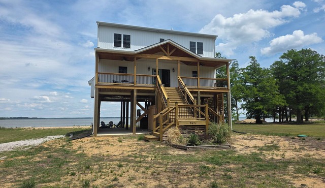 SUNKEN MEADOW BEACH ~ Private Beach, Sleeps 12