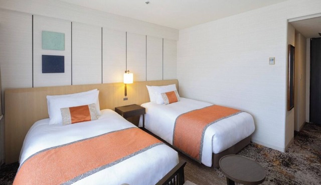 Superior Twin hotel with AC, WiFi, fitness room in superb Minato City