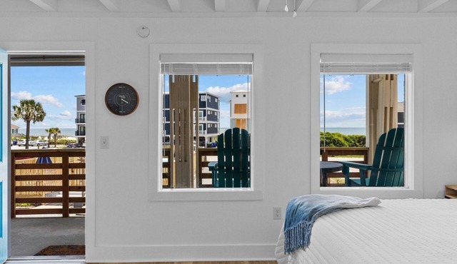 The Beach House Motel & Suites