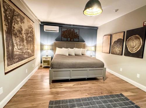 The Black Walnut Inn