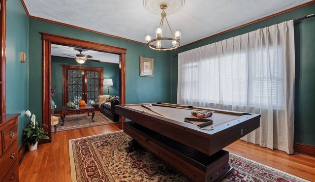 The Enchanted Willow Boston Escape 3BDR/Free Parking/EV Charger/Family-friendly
