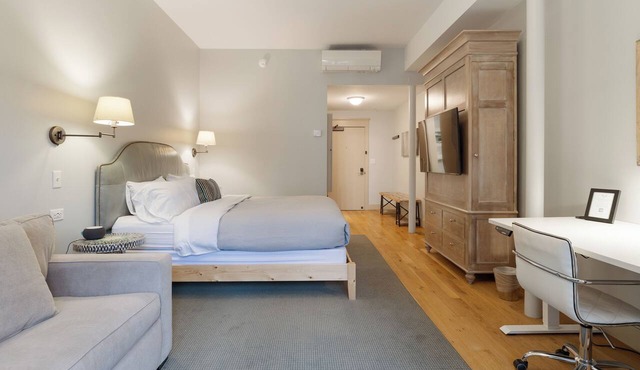 The Townsman: Meriwether Room