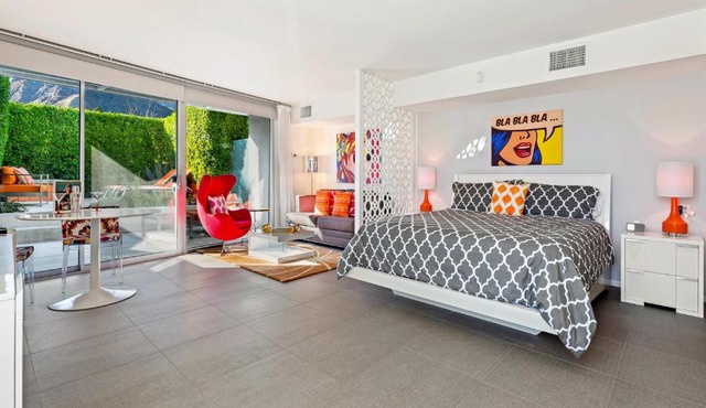 The Twist Palm Springs