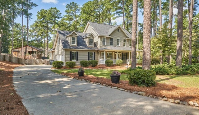 This is it! | Pool | Golf | Convenient to Town