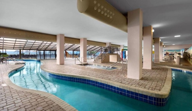 Two 3BR Oceanfront Paradise Suite w/Balcony & Waterpark Attractions