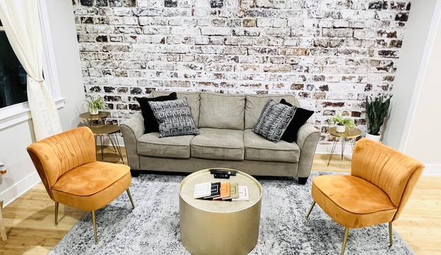 Upscale 4BDR Home @ Popular H Street Corridor+ Parking Free Cancellation