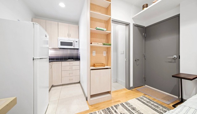 Urban Elegance Studio near State House