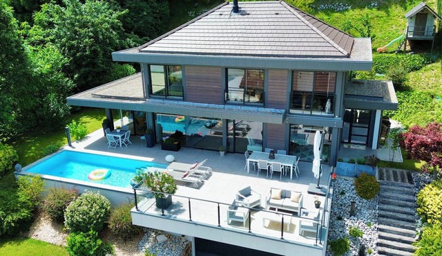 Villa 6 p Piscine à 5 mn à pied du lac