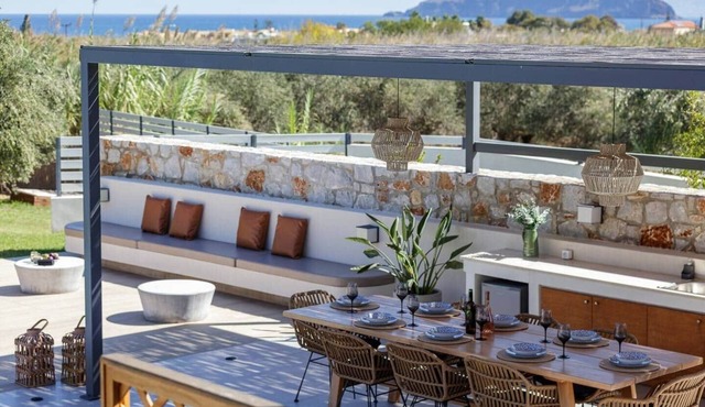 Villa Aviana, Garden, Private Pool BBQ, Quiet