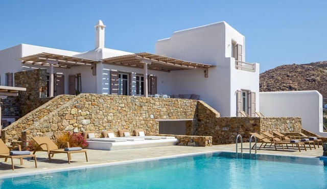 Villa Elia Aspro - Five Bedroom Villa, Sleeps 10
