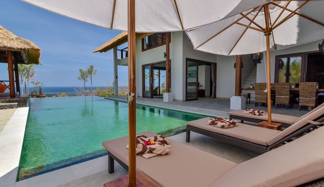 Villa Lakshmi - Amazing 180-Degree Sea View Villa