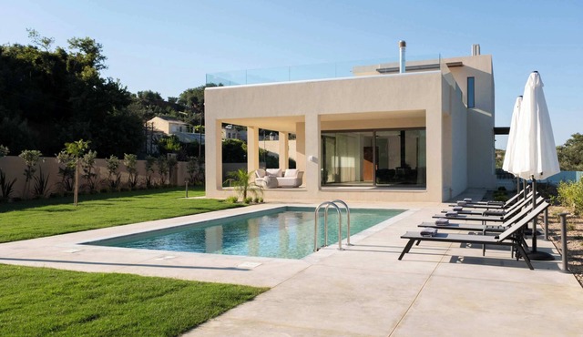Villa Neratzia-Luxury Escape