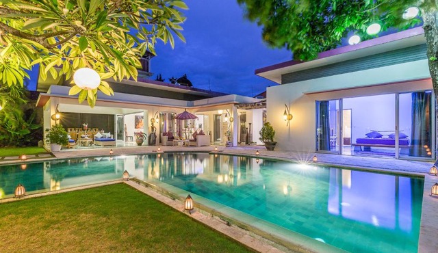Villa Purple