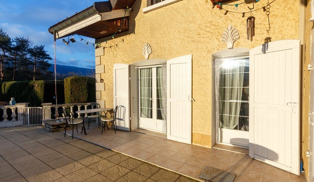 Villa SUR LE PRÉ