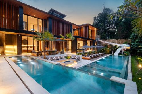 Villa Tropical Paradise by BaliSuperHost