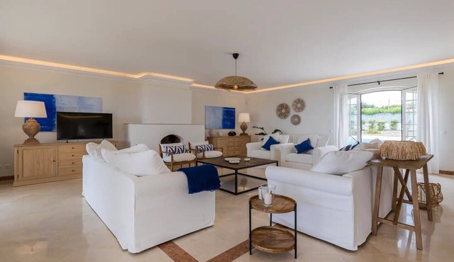 Windmill Beachfront Villa