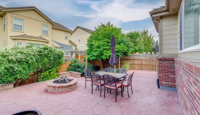 Yard, Home Gym, & Game Room: Spacious Aurora Home