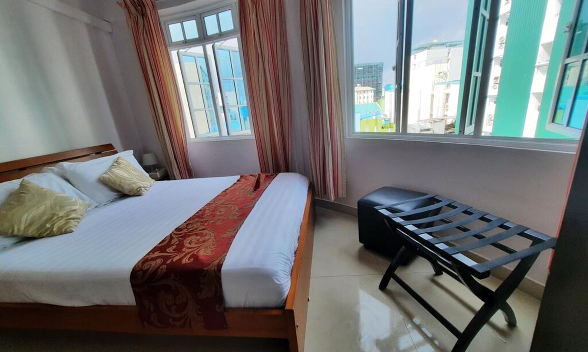 Male Hotel | Hotel Octave