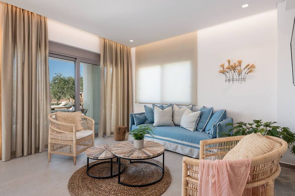 Photo of Livingroom in Tavronitis