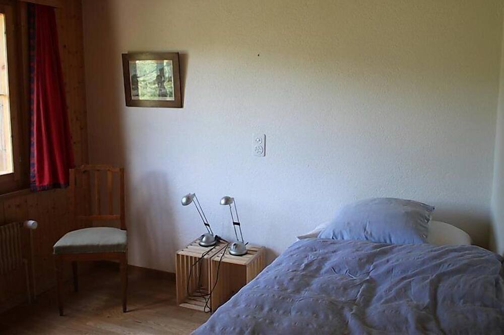 Photo of Bedroom in Saanenmoeser