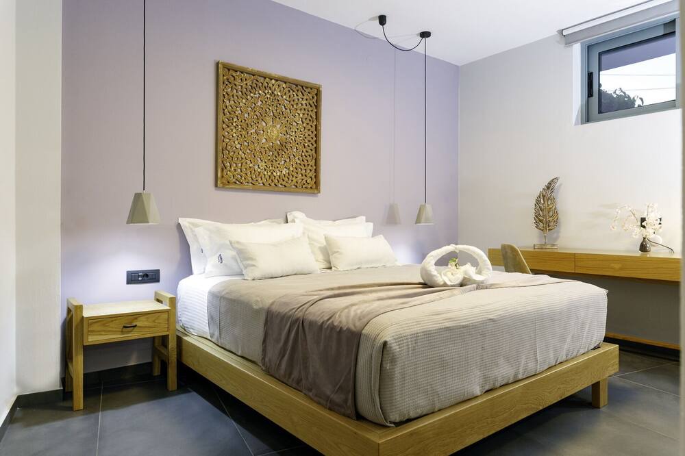 Photo of Bedroom in Kato Stalos