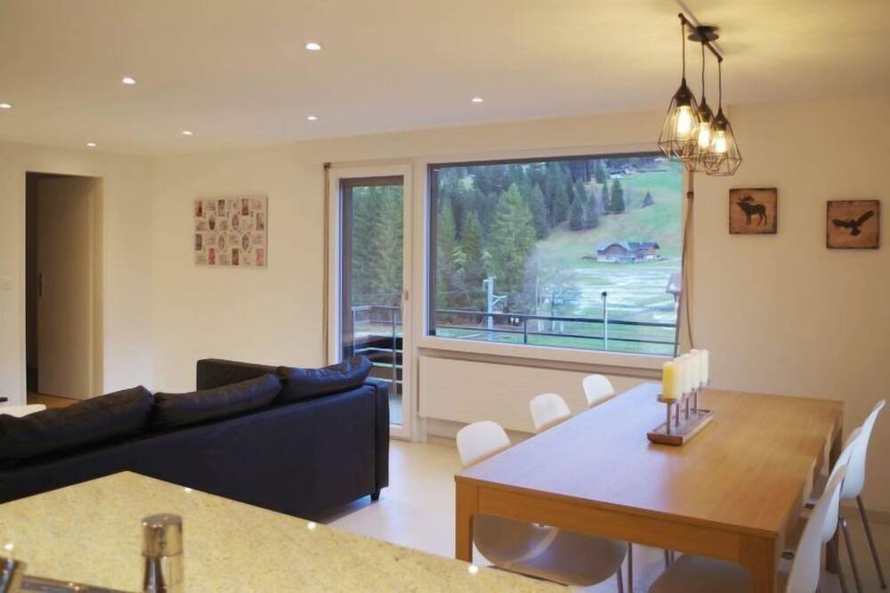Photo of Livingroom in Saanenmoeser