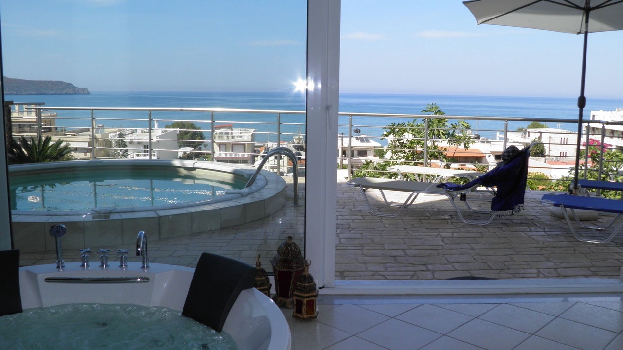Photo of Patio Balcony in Kato Stalos